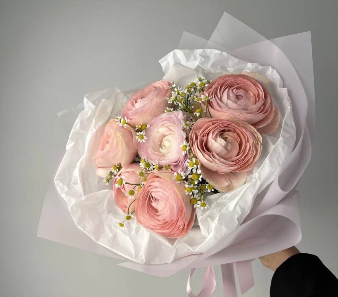 Bouquet with Daisies