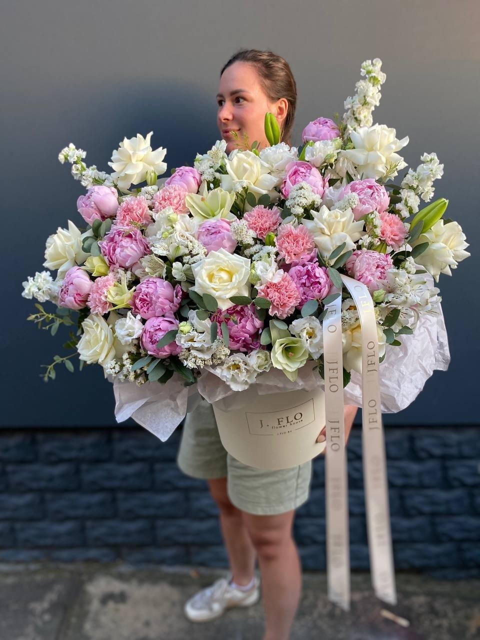 Giant Bouquets
