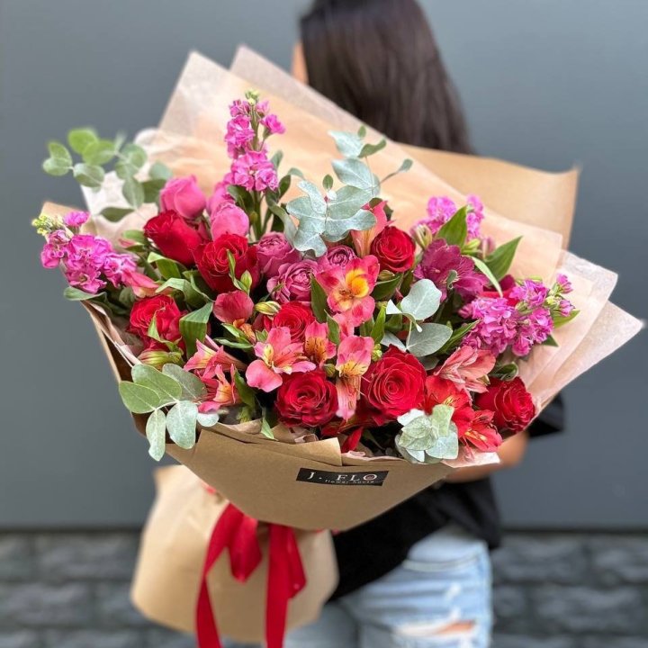 Designer Bouquet No. 3 in Chisinau