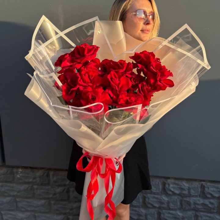 Tall Rose Bouquet, 15 Stems in London