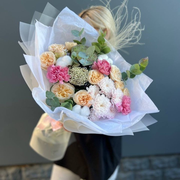 Lotus Bouquet in Astana