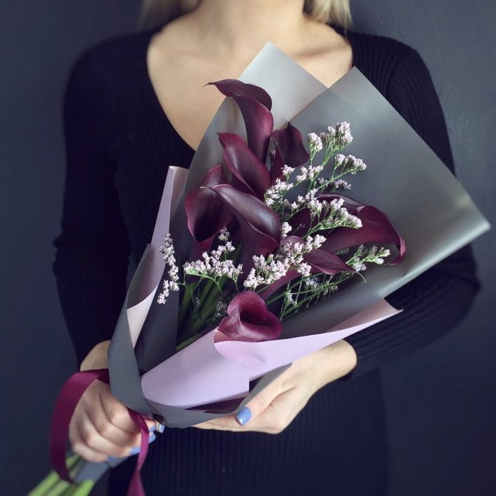 Purple Calla Lilies Bouquet in Sharjah