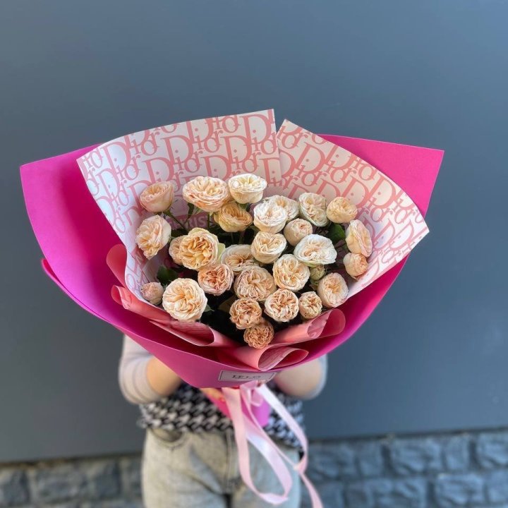 9 Peony Roses in Fethiye