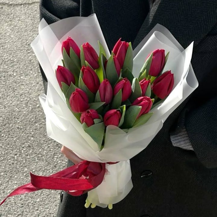 15 Red Tulips in Nicosia