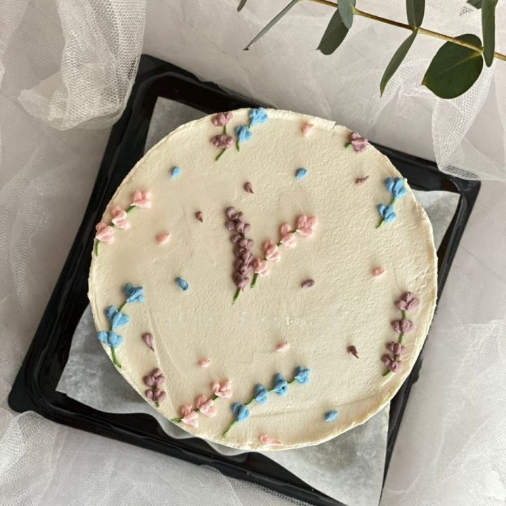 Bento Cake "Lavender" in Geneva