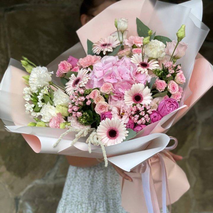 Peach Signature Bouquet in Yerevan