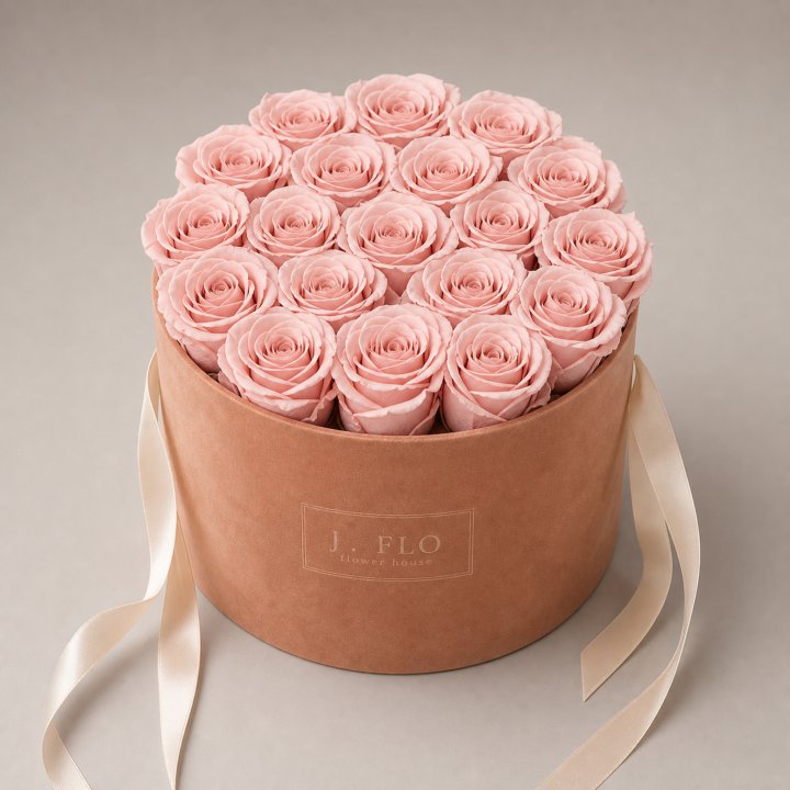 Nineteen Forever Powder Pink Roses in Velvet Hat Box in Yerevan