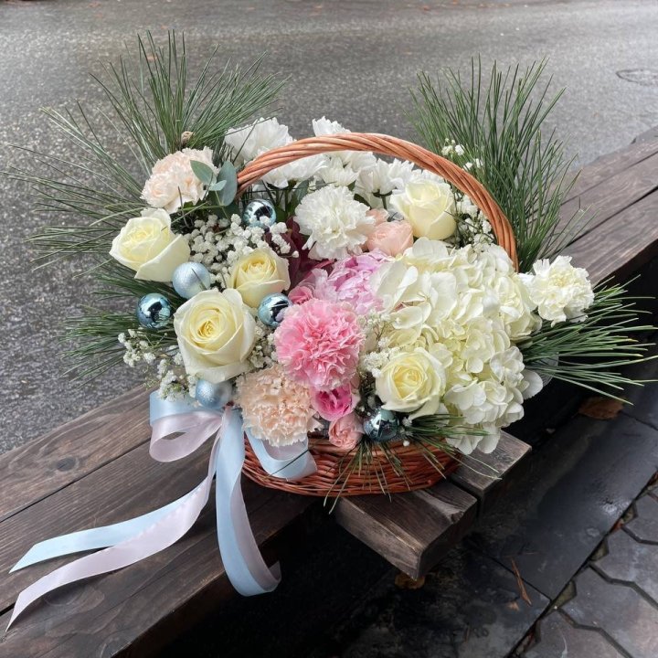 Новогодняя корзина  в Ереване