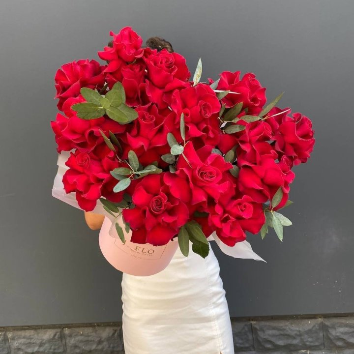 Box of 17 French Roses in Antwerp