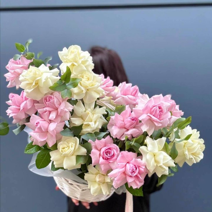 25 French Roses in a Basket in Bali