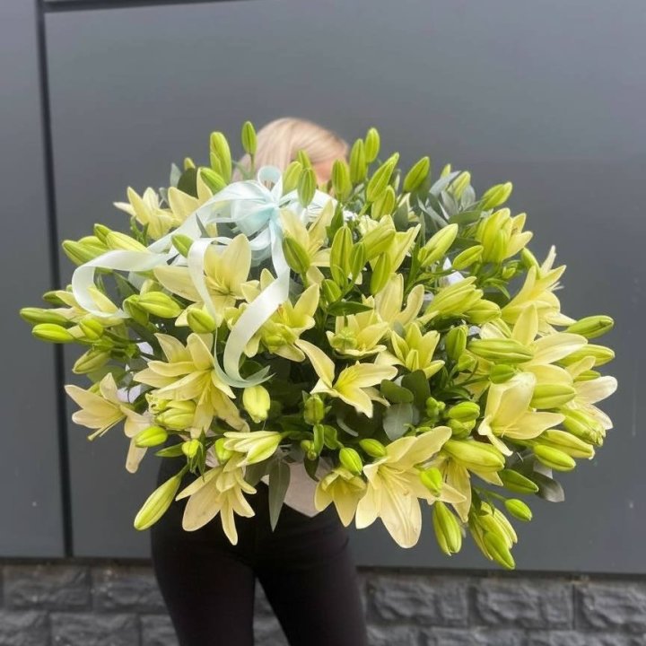 Lilies in a Basket in Melbourne
