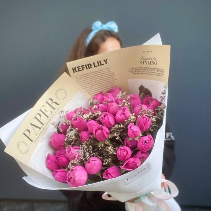 Peony Roses Bubbles No. 3 in Dubai