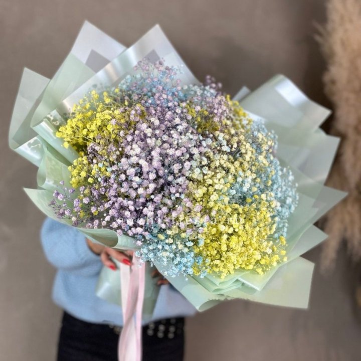 Rainbow Gypsophila Bouquet in Dubai