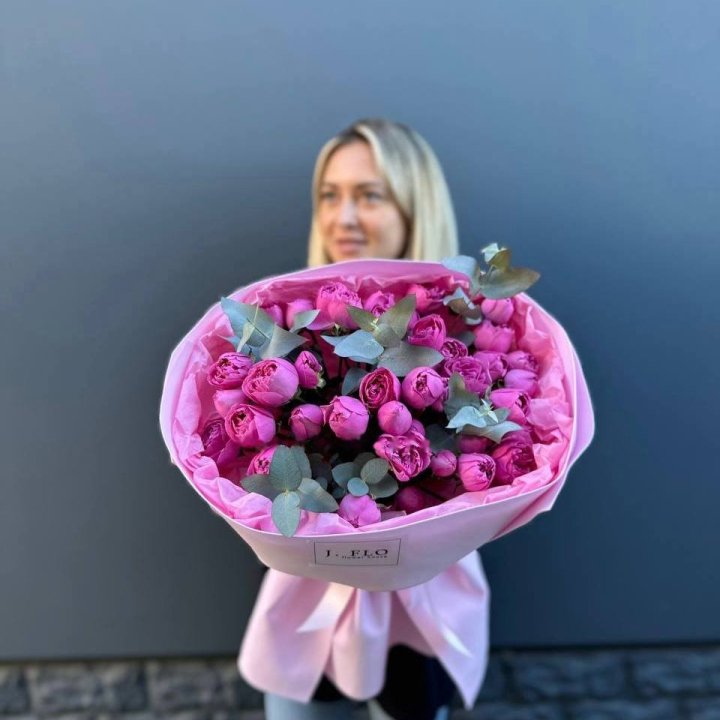 19 Misty Bubble Roses in Batumi