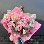 FLOWER BOUQUETS in Dubai with delivery at the lowest prices