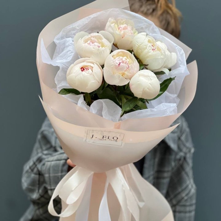 White Peonies Bouquet in Batumi