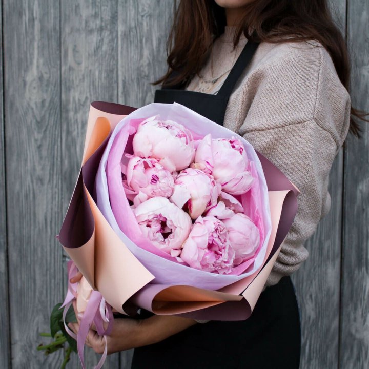 7 Marshmallow Peonies in Design in Dushanbe