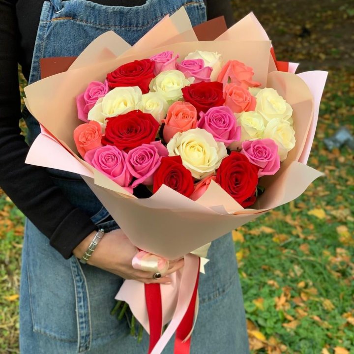 25 Roses "Carousel" in Antwerp