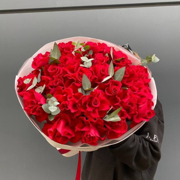 23 Red French Roses in Dubai