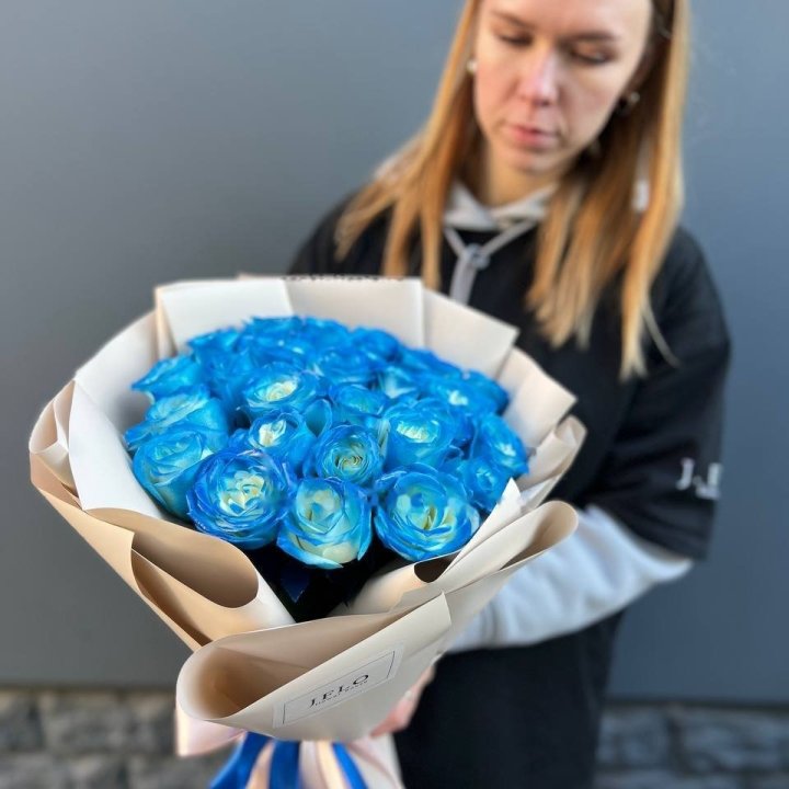 Blue Rose Bouquet Blue Lagoon in Sharjah