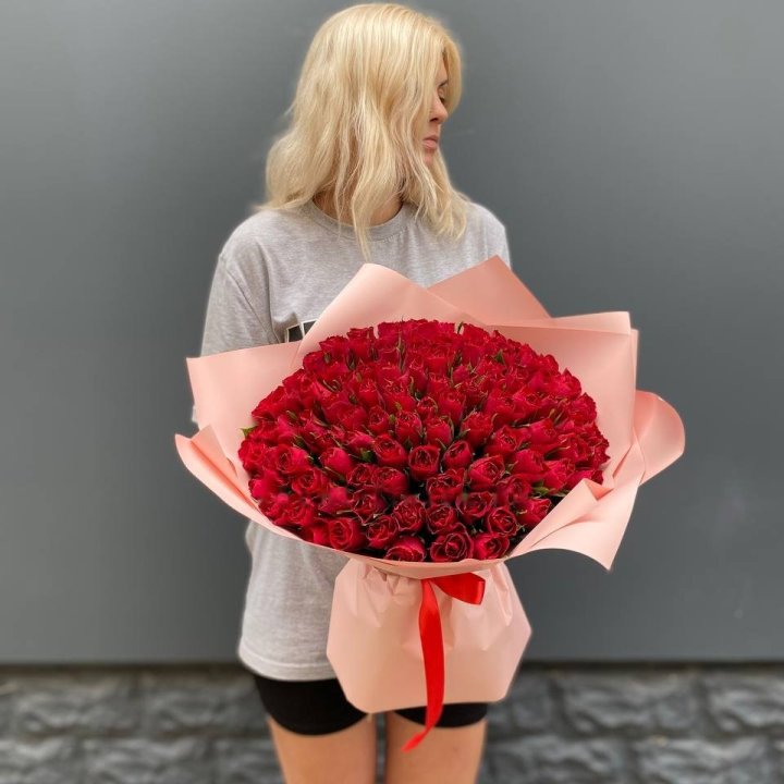 101 Red Kenyan Roses in Dubai