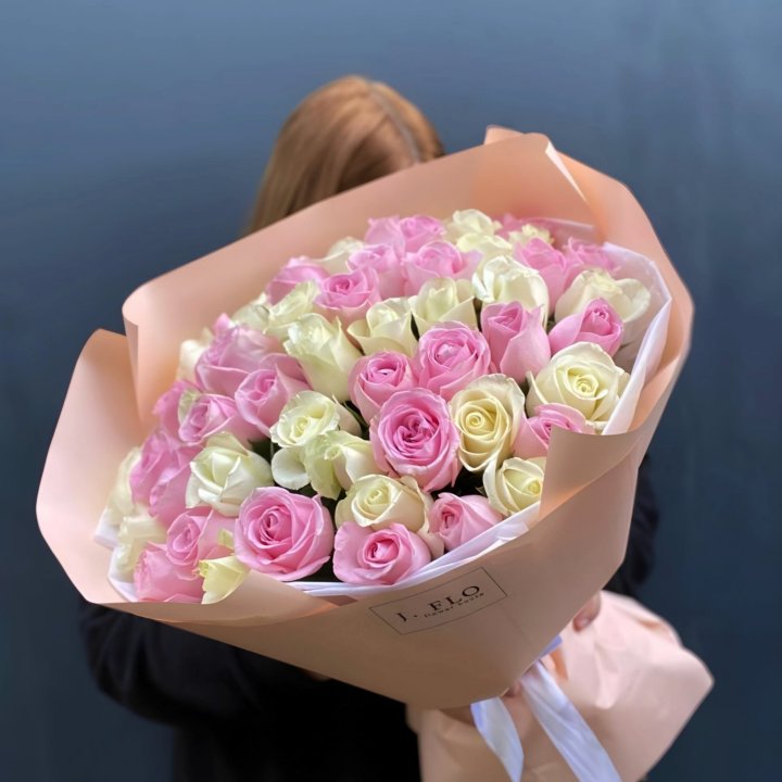 55 Roses — Soft Mix in Antwerp