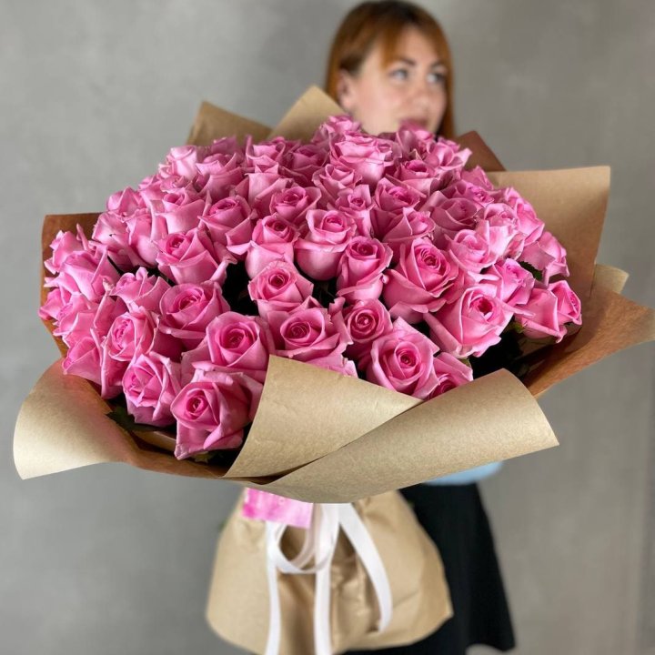 101 Pink Roses in Vancouver