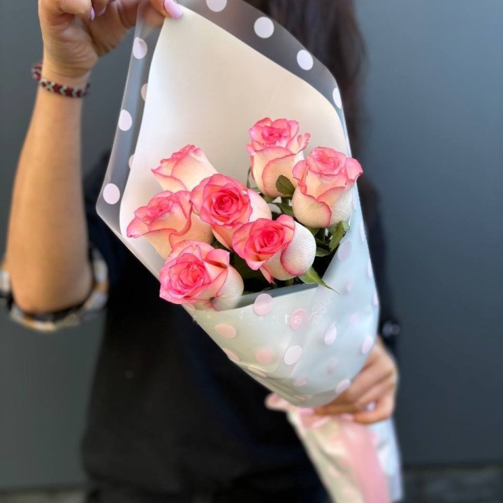 7 Roses 