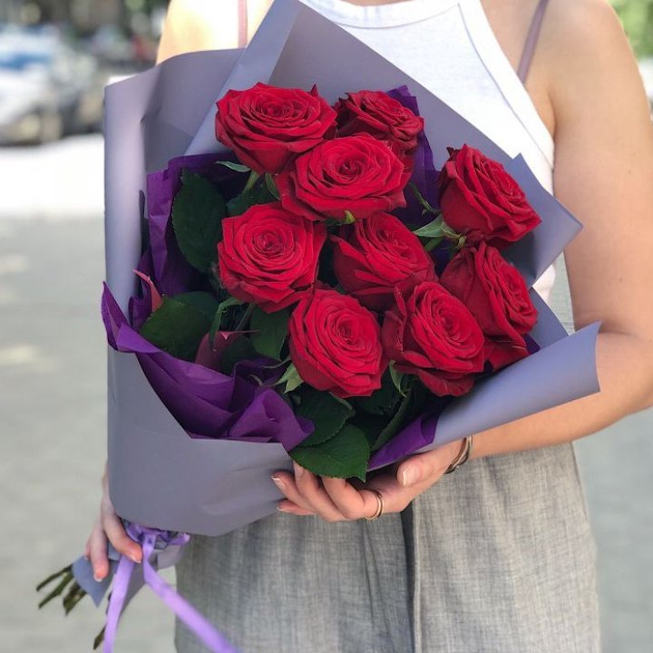 9 Red Roses No. 1 in Antwerp