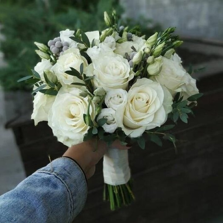 Bridal Bouquet No. 5 in Dushanbe