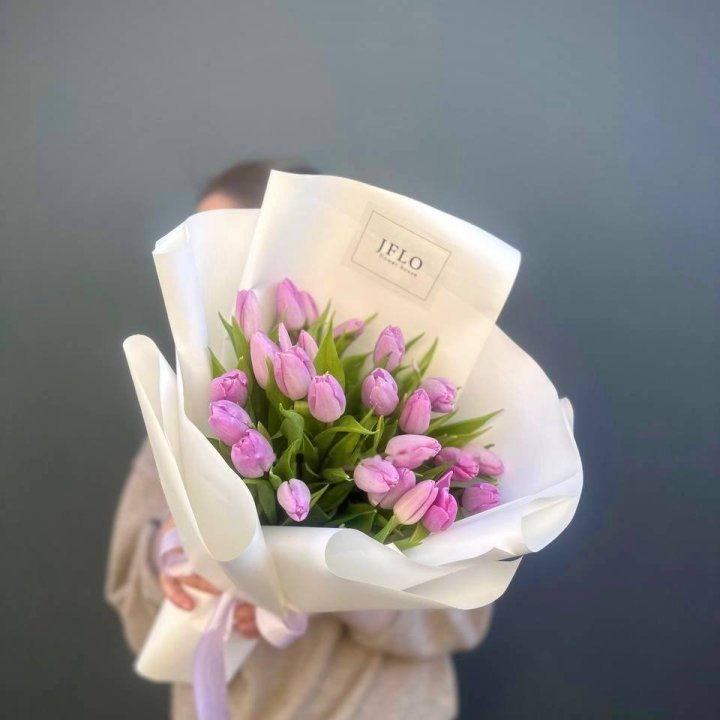 25 Lilac Tulips in Nicosia
